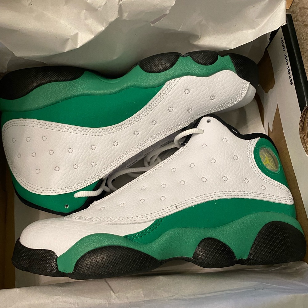 ***SOLD*** Jordan 13 Retro Boys 1Y